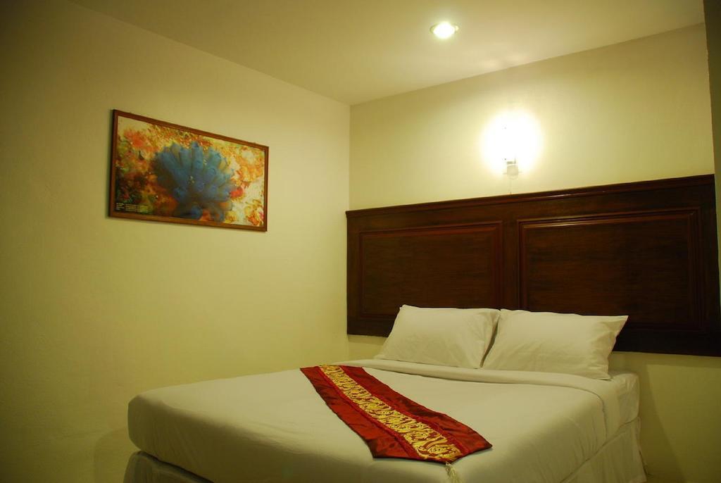 Patong Budget Rooms Eksteriør billede