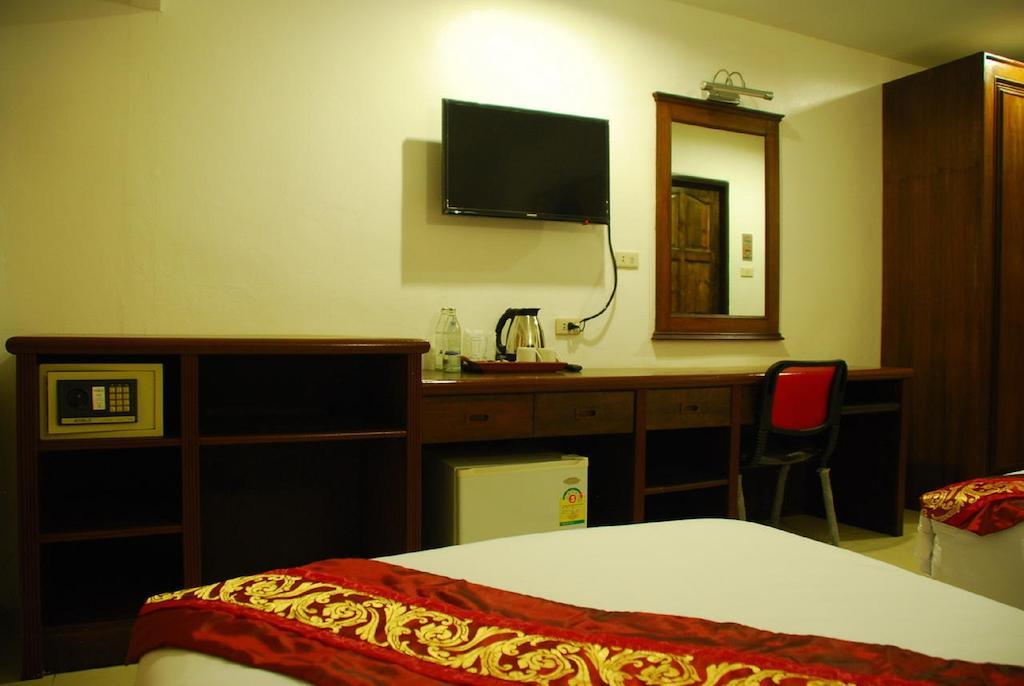 Patong Budget Rooms Eksteriør billede